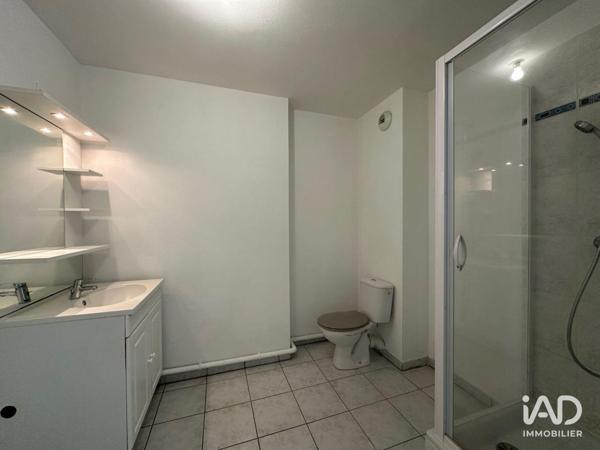 Location studio 32 m² Hénin-Beaumont