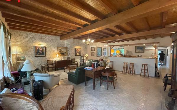 Maison à vendre    6 pièces •  Bourcefranc-le-Chapus