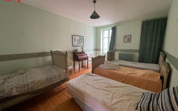 Maison à vendre    6 pièces •  Bourcefranc-le-Chapus