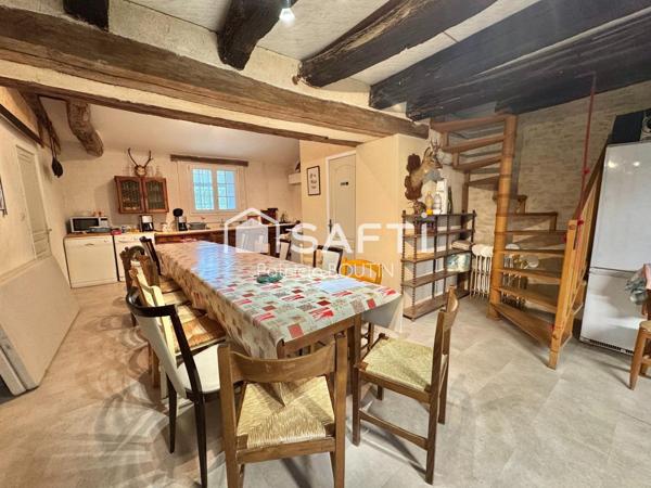 MAISON EN PIERRE 1 CHAMBRE A SAINT LIGUAIRE !