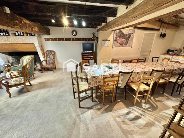 MAISON EN PIERRE 1 CHAMBRE A SAINT LIGUAIRE !