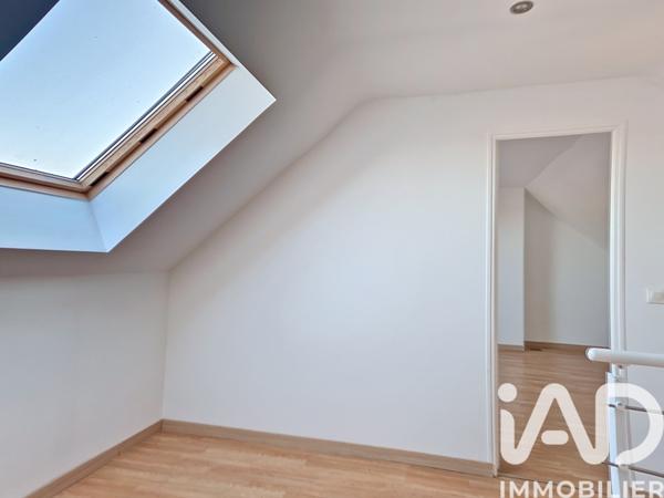 Maison à vendre 5 pièces 102 m² Le Mesnil-Saint-Denis