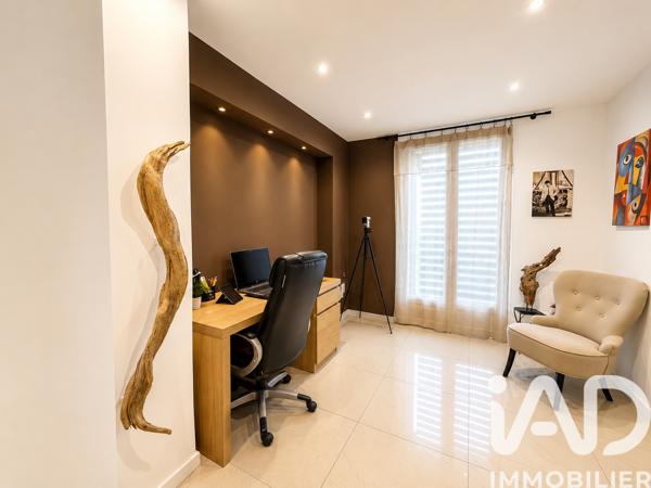 Appartement à vendre 4 pièces 73,71 m² Hyères