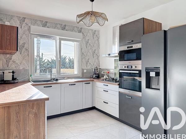 Appartement à vendre 4 pièces 80 m² Eyguières