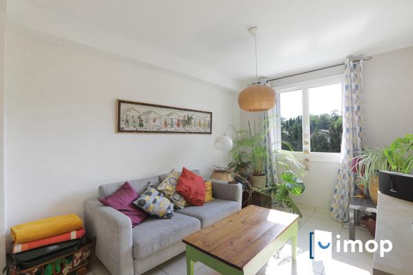 3 pièces traversant avec extérieur