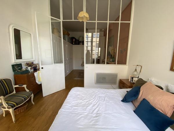 Appartement de charme T4 avec terrasse - hypercentre - calme absolu