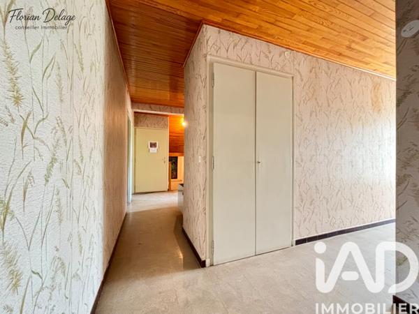 Maison à vendre 9 pièces 227 m² Saint-Jean-de-Gonville