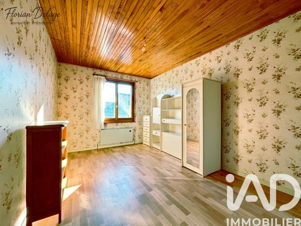 Maison à vendre 9 pièces 227 m² Saint-Jean-de-Gonville