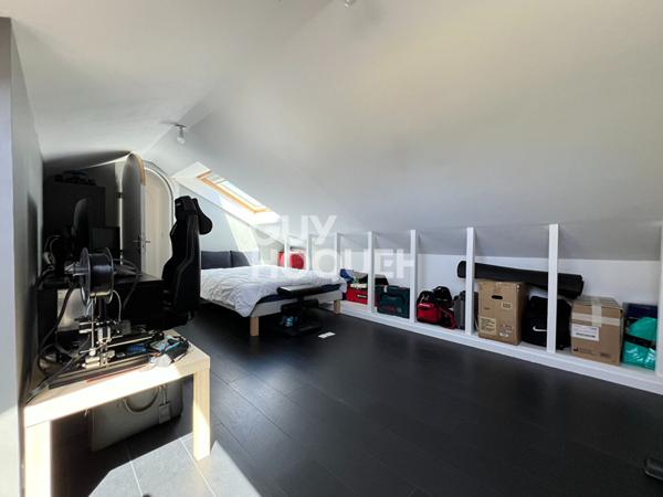 Maison à vendre à Meyzieu - 5 pièces, 3 chambres