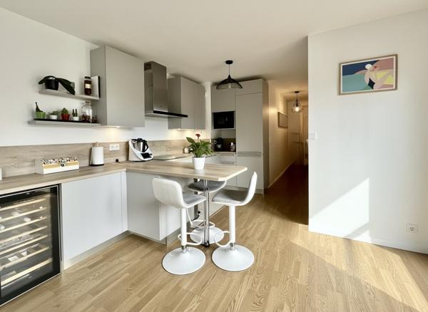 T3 - 2 Chambres- Balcon - Parking