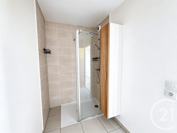 Appartement T3 à vendre  3 pièces - 65,40 m 2   BEGLES  - 33
