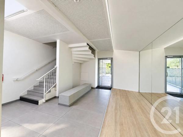 Appartement T3 à vendre  3 pièces - 65,40 m 2   BEGLES  - 33