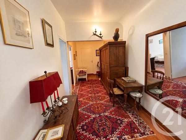 Maison à vendre  9 pièces - 306 m 2   PAU  - 64