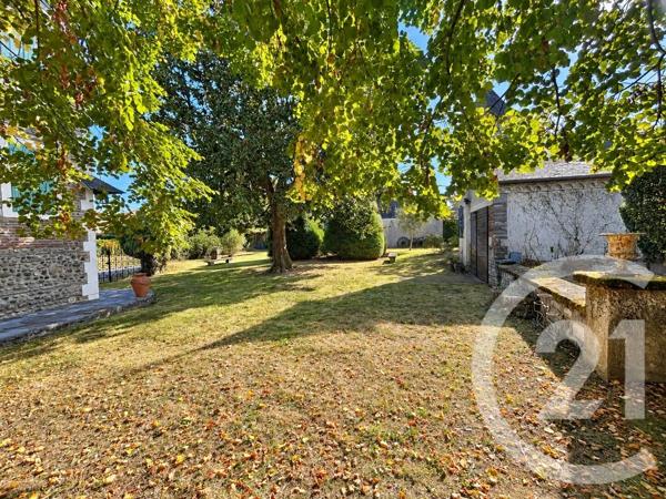 Maison à vendre  9 pièces - 306 m 2   PAU  - 64