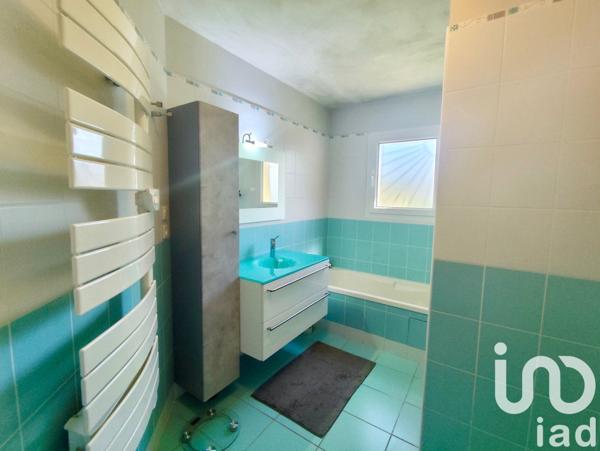 Maison 5 pièces de 135 m² à Sendets (64320)