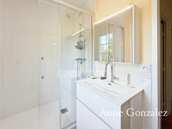 ORLEANS à l'Orée de Sologne, à vendre belle maison familiale avec jardin clos et arboré sans vis à vis et garage attenant