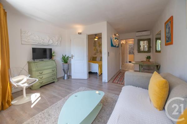 Appartement Studio Cabine à vendre  2 pièces - 36,51 m2 LE LAVANDOU - 83