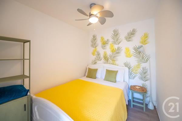 Appartement Studio Cabine à vendre  2 pièces - 36,51 m2 LE LAVANDOU - 83