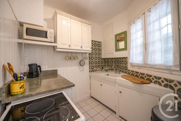 Appartement Studio Cabine à vendre  2 pièces - 36,51 m2 LE LAVANDOU - 83