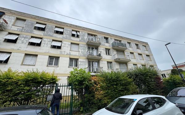 Appartement à vendre    1 pièce •  Bobigny