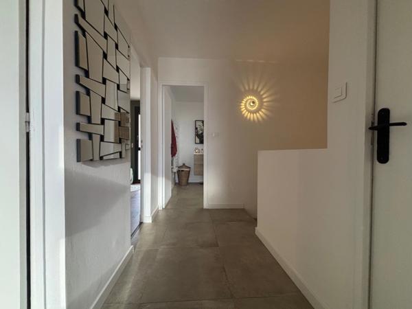 BALARUC-LES-BAINS (34), A VENDRE MAISON P4 DE 107 m2, TERRAIN 262m2, PISCINE, VUE SUR L'ETANG DE THAU