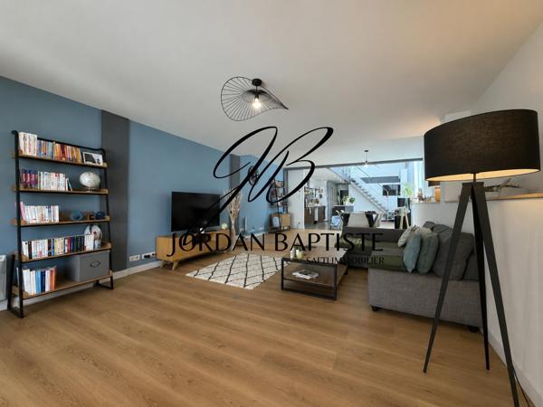Grisolles - Maison au style loft - Terrasse intimiste
