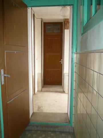 ⚜ BURIE (17) A Vendre CORPS de FERME et Ses Nombreuses Dépendances ⚜