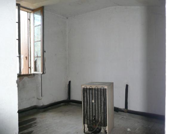 ⚜ BURIE (17) A Vendre CORPS de FERME et Ses Nombreuses Dépendances ⚜