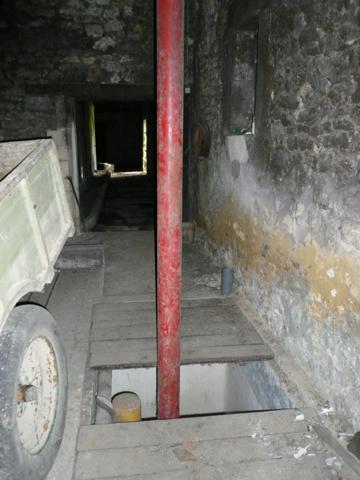 ⚜ BURIE (17) A Vendre CORPS de FERME et Ses Nombreuses Dépendances ⚜