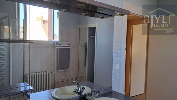 Appartement
         3 pièces
        - 112 m² 199 000 € *