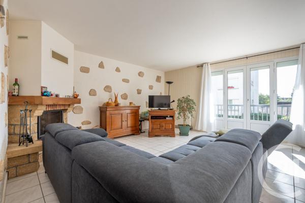 Appartement F5 à vendre  5 pièces - 112,39 m2 VILLIERS SUR MARNE - 94