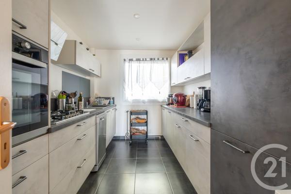 Appartement F5 à vendre  5 pièces - 112,39 m2 VILLIERS SUR MARNE - 94