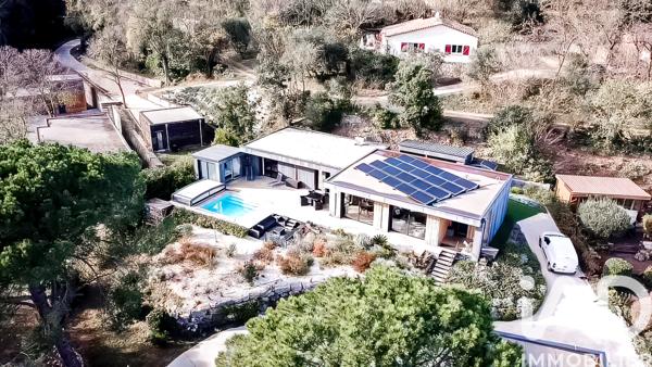 Maison à vendre 4 pièces 147 m² Anduze