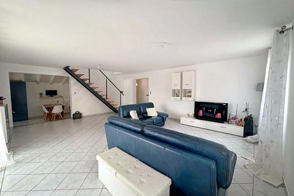 Maison Aimargues 6 pièce(s) 170 m2