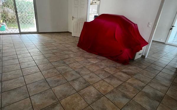 Maison à louer    5 pièces •  Kourou