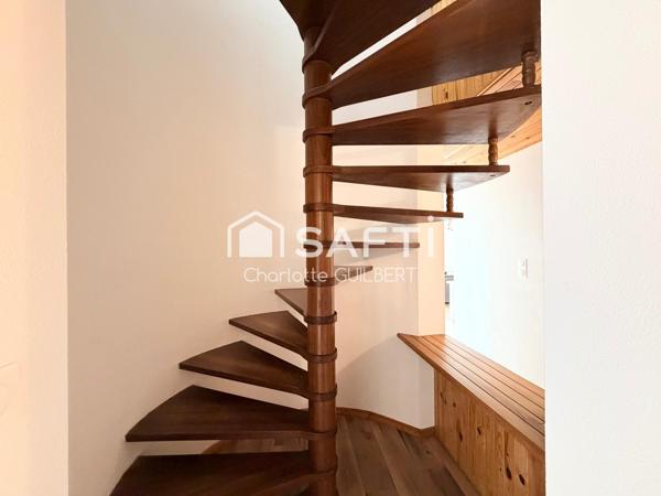 Maison d'architecte avec 3 chambres et bureau