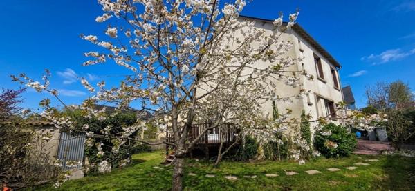Maison à CHATEAUNEUF-D'ILLE-ET-VILAINE, 35430 - 5 pièces 88m²