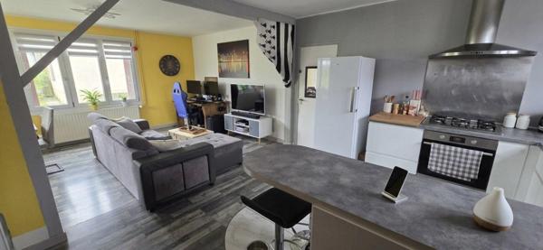 Maison à CHATEAUNEUF-D'ILLE-ET-VILAINE, 35430 - 5 pièces 88m²