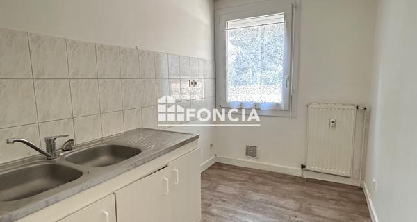 À vendre Appartement 3 pièces 70 m² - Lèves 28300