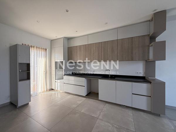 Maison de ville Moderne et Traversante 3 pièces avec 2 chambres Terrasse - 69500 BRON