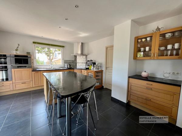 Maison à vendre 6 chambres, 223m2