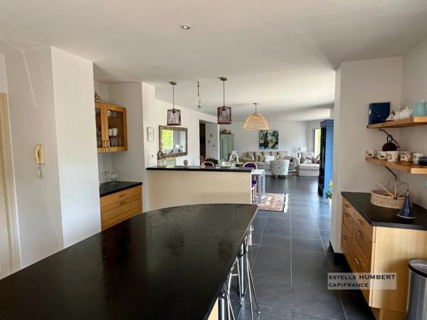 Maison à vendre 6 chambres, 223m2