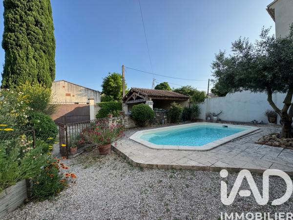 Maison à vendre 8 pièces 160 m² Saint-Saturnin-lès-Avignon