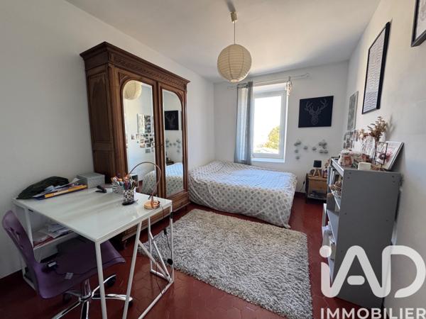 Maison à vendre 8 pièces 160 m² Saint-Saturnin-lès-Avignon