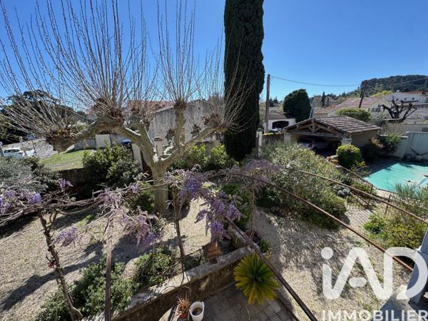 Maison à vendre 8 pièces 160 m² Saint-Saturnin-lès-Avignon