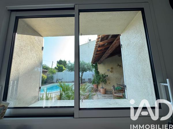Maison à vendre 8 pièces 160 m² Saint-Saturnin-lès-Avignon