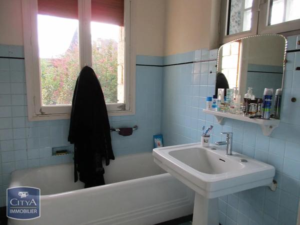 Maison à louer 7 pièces 155.75m²