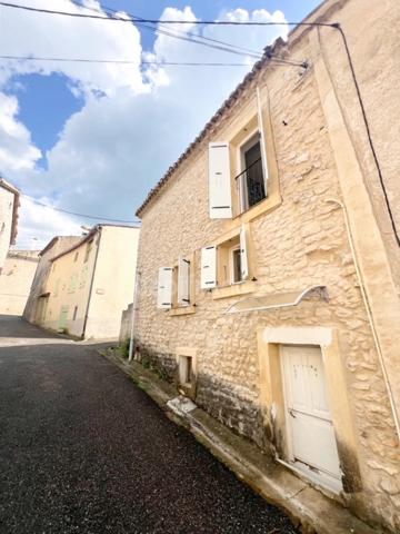 Maison de village lumineuse 2 chambres avec cave aménageable à Revest-du-Bion (04) proche Banon – Idéal investissement locatif