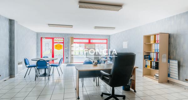 À vendre Local commercial 52.44 m² - Hagondange 57300