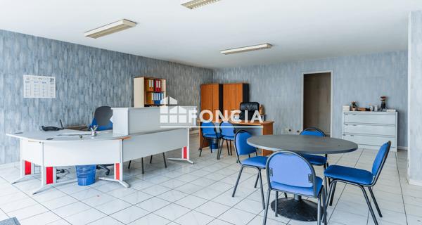 À vendre Local commercial 52.44 m² - Hagondange 57300